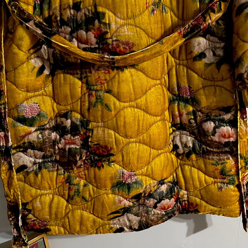 Johnny Was Floral Quilted Yellow Coat NWOT pit to pit:28” length:38” - Picture 10 of 11